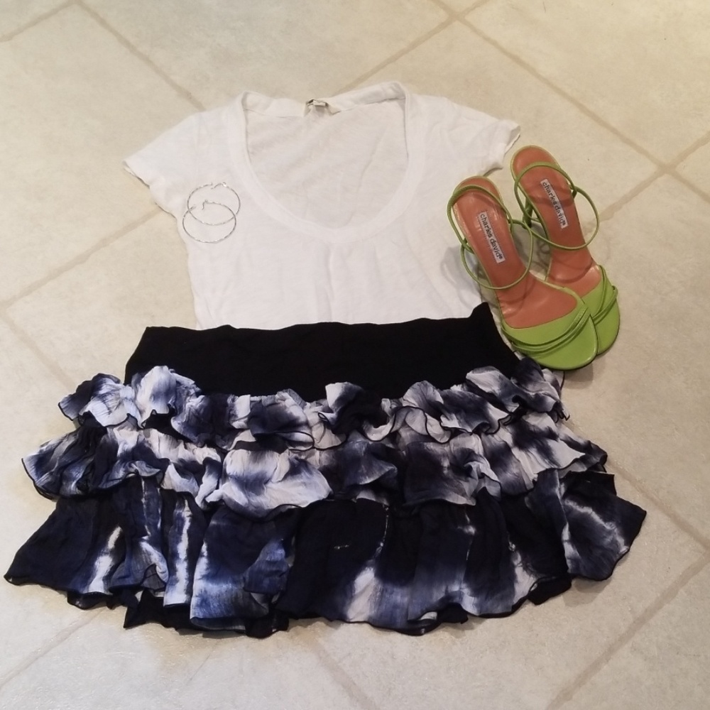 Black & White Tie Dye Ruffle Skirt Size Medium